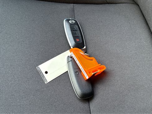 Used 2025 Nissan Kicks Play S FWD image 30