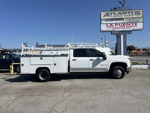 Used 2021 Chevrolet Silverado 3500 W/T w/ WT Convenience Package AWD/4WD image 2