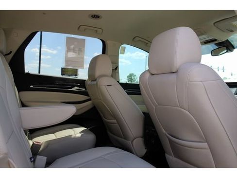 Used 2024 Buick Enclave Essence w/ LPO, Cargo Package FWD image 18
