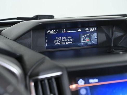 Used 2020 Subaru Crosstrek 2.0i Limited w/ Moonroof Package image 17