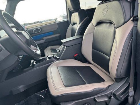 Certified 2022 Ford Bronco Wildtrak image 11