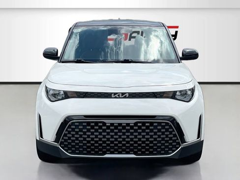 Used 2025 Kia Soul EX FWD image 2