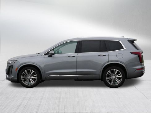 Used 2024 Cadillac XT6 Premium Luxury AWD/4WD image 4