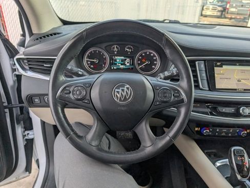 Used 2018 Buick Enclave Premium image 9