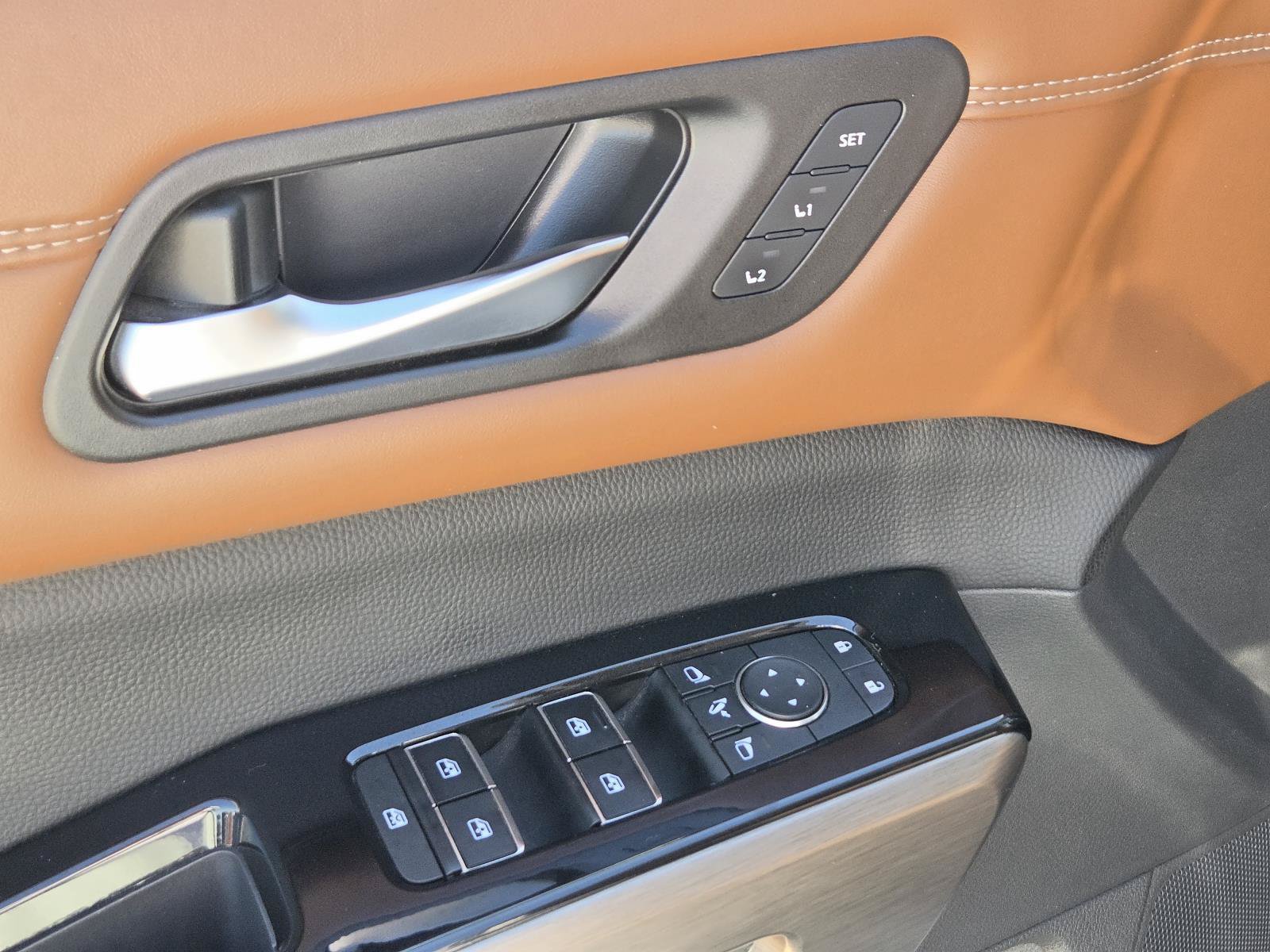 Certified 2023 Nissan Pathfinder Platinum FWD image 25