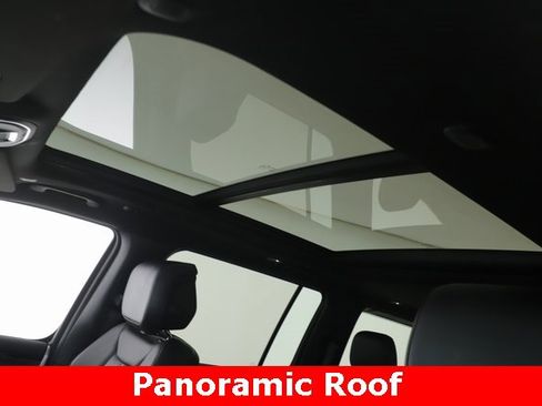 Used 2022 Jeep Wagoneer Series III w/ Premium Group I image 21