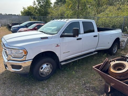 Used 2022 RAM 3500 Tradesman image 7