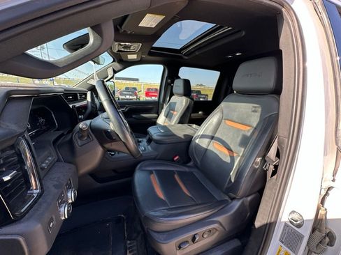 Used 2024 GMC Sierra 2500 AT4 w/ AT4 Premium Plus Package AWD/4WD image 13