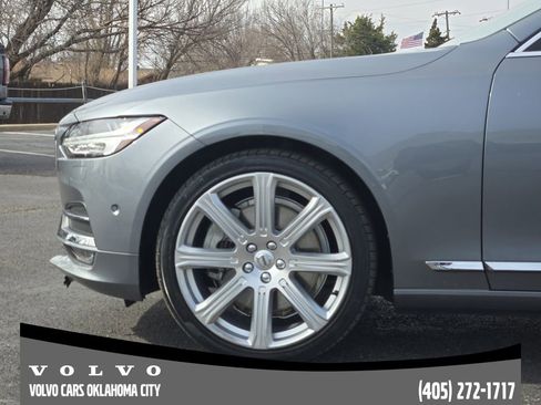Used 2017 Volvo S90 T6 Inscription w/ Vision Package image 6