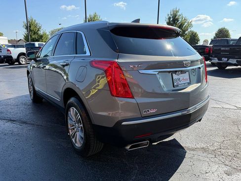 Used 2017 Cadillac XT5 Luxury w/ Driver Awareness Package FWD image 5