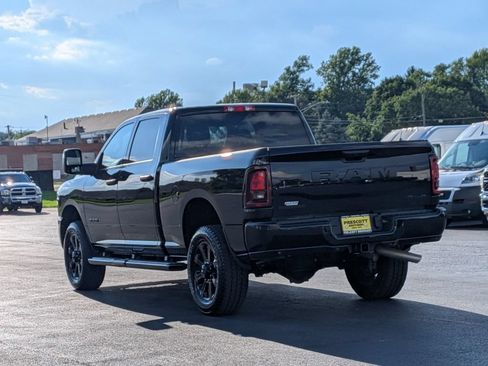 Used 2026 RAM 2500 Big Horn AWD/4WD image 5