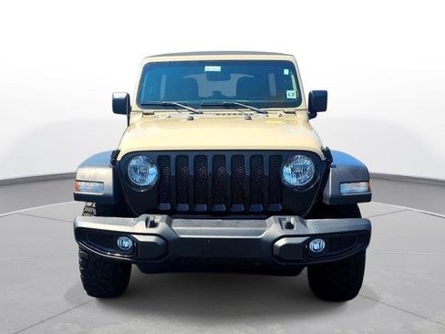 Used 2022 Jeep Wrangler Unlimited Sport AWD/4WD image 2