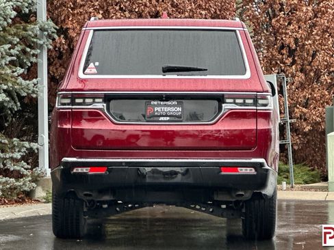 Used 2022 Jeep Grand Wagoneer Series I image 5