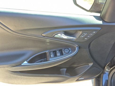 Used 2023 Chevrolet Malibu LT image 18