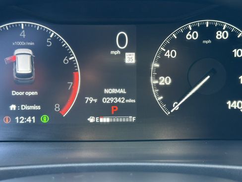 Used 2024 Honda Pilot TrailSport image 14