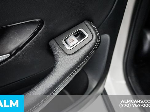 Used 2022 Mercedes-Benz GLC 300 4MATIC Coupe image 52