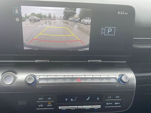 Used 2024 Hyundai Kona SEL AWD/4WD image 27