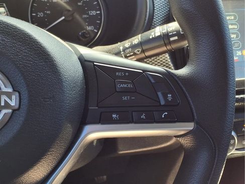 Used 2024 Nissan Kicks SV FWD image 15