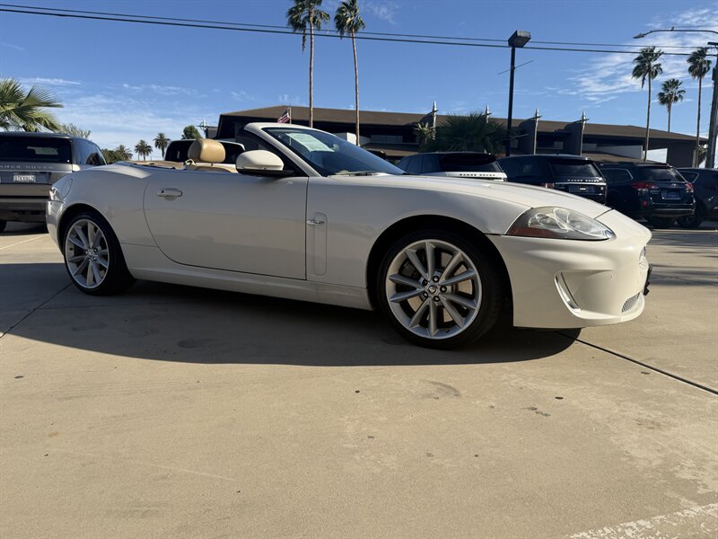 Used 2010 Jaguar XKR R RWD image 9
