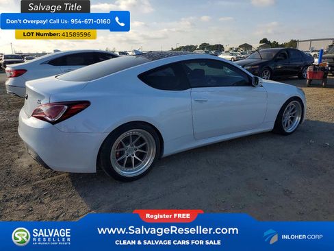 Used 2014 Hyundai Genesis 3.8 image 4