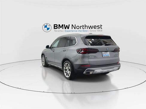 New 2026 BMW X5 xDrive50e w/ Executive Package AWD/4WD image 13