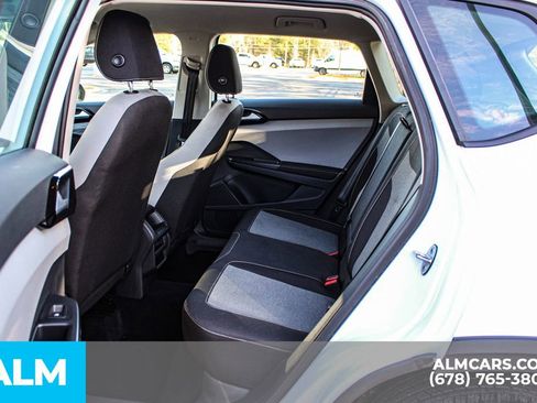 Used 2024 Volkswagen Taos S image 18