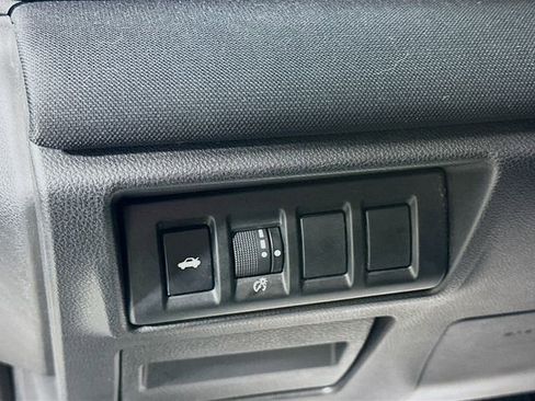 Used 2022 Subaru Legacy Premium image 15