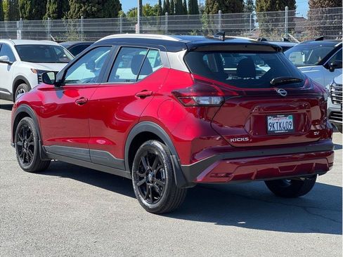 Used 2024 Nissan Kicks SV FWD image 6