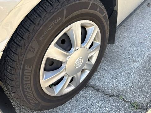 Used 2008 Buick LaCrosse CX FWD image 11