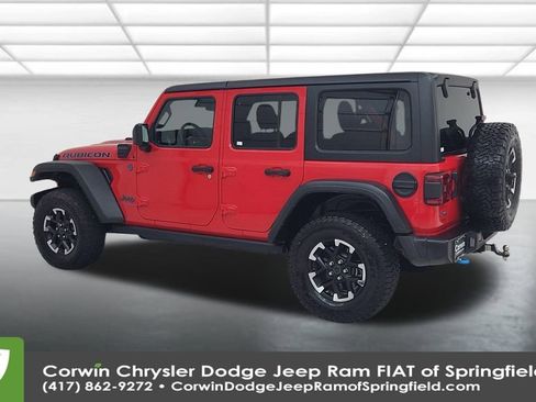 Used 2024 Jeep Wrangler Unlimited Rubicon 4xe image 10