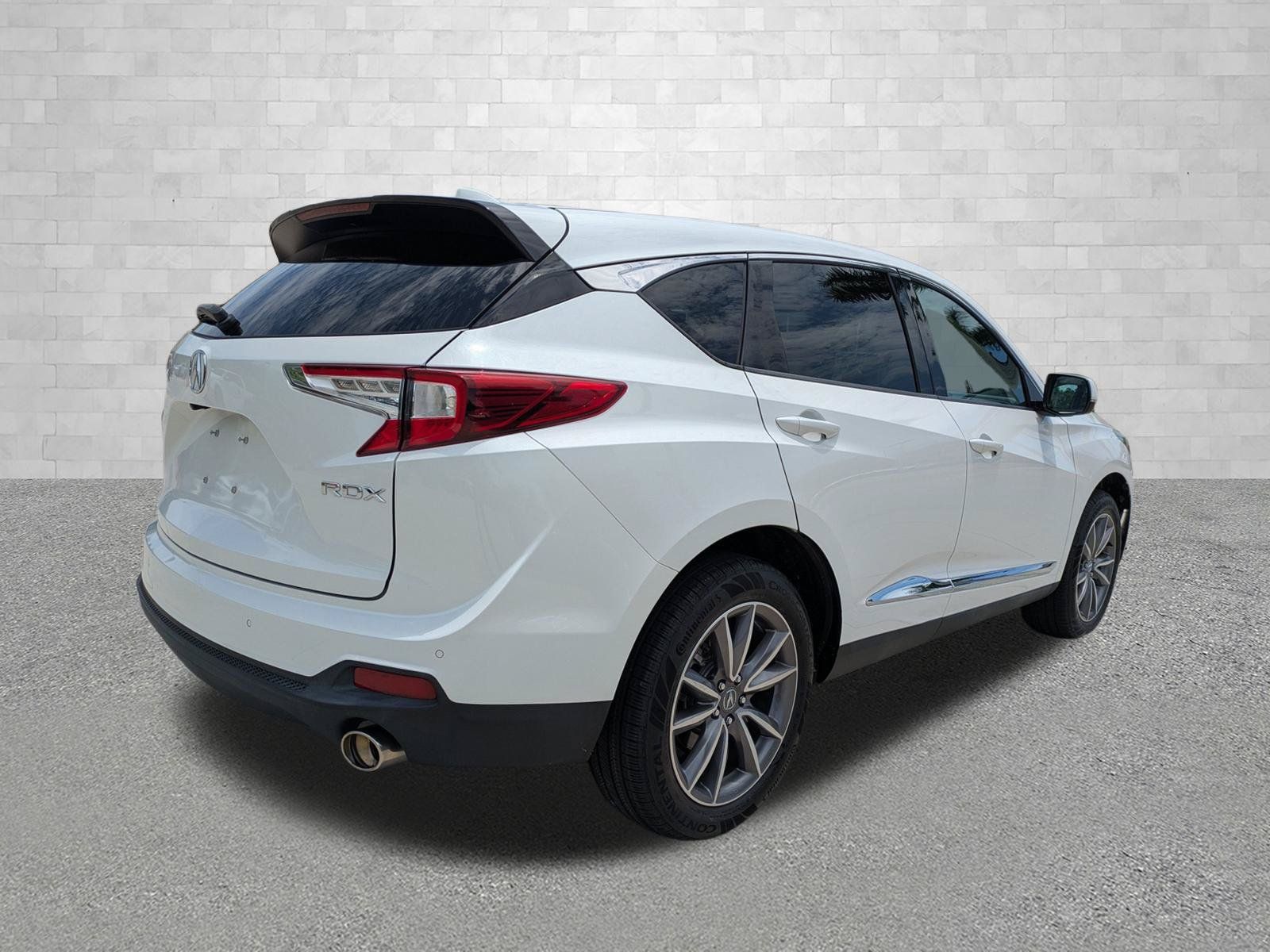 Used 2021 Acura RDX w/ Technology Package FWD image 2