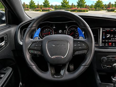 Used 2018 Dodge Charger R/T Scat Pack RWD image 15