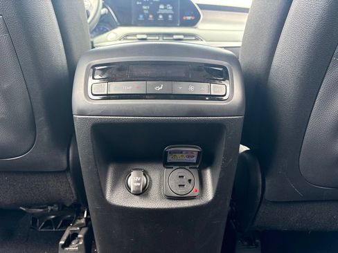 Used 2020 Hyundai Palisade SEL FWD image 17