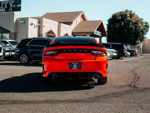 Used 2023 Dodge Charger R/T w/ Technology Group RWD image 6