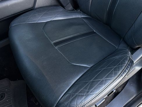 Used 2019 Ford Expedition Max Platinum image 24