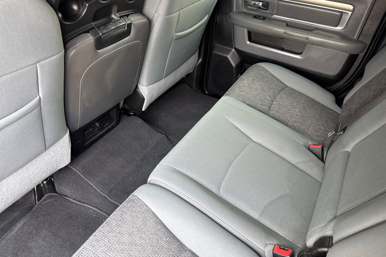 Used 2018 RAM 2500 Big Horn AWD/4WD image 13