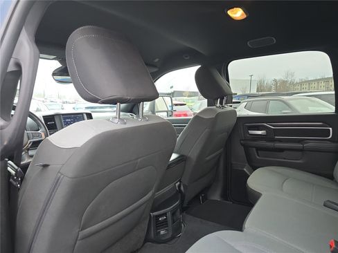 Used 2024 RAM 2500 Big Horn w/ Bed Utility Group image 17