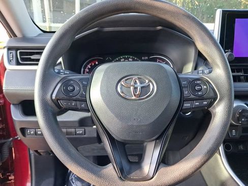 Used 2023 Toyota RAV4 XLE w/ Convenience Package FWD image 15