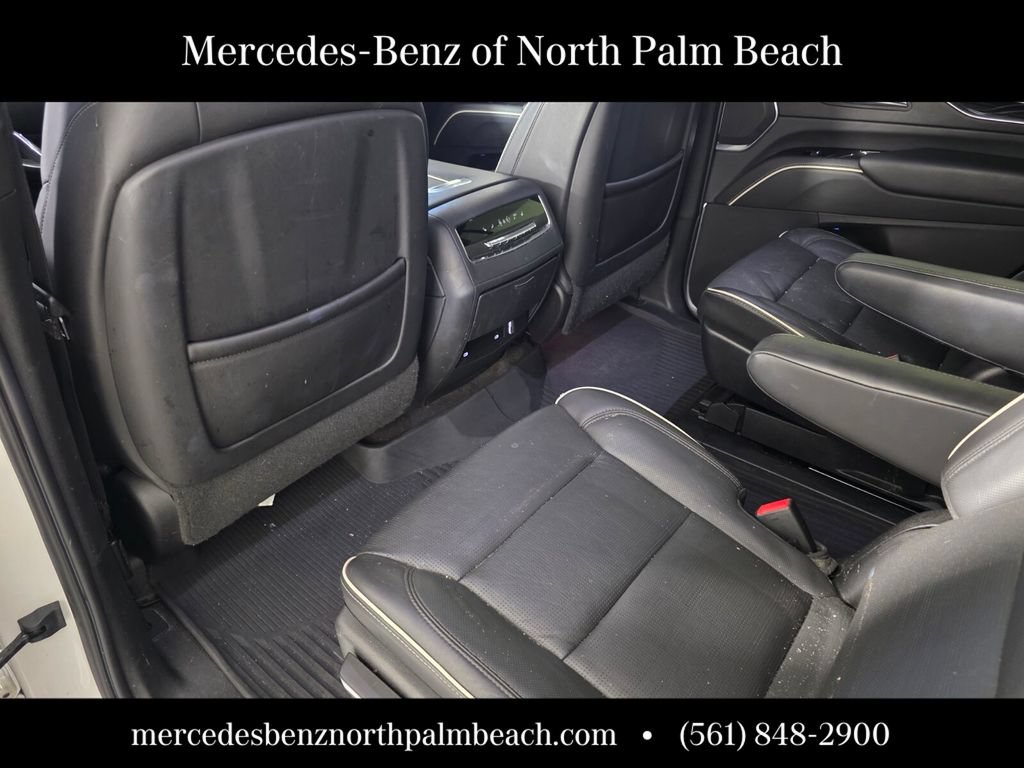 Used 2022 Cadillac Escalade Sport AWD/4WD image 15