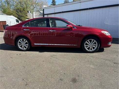 Used 2011 Lexus ES 350 image 8