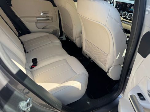 Certified 2023 Mercedes-Benz GLA 250 4MATIC image 19