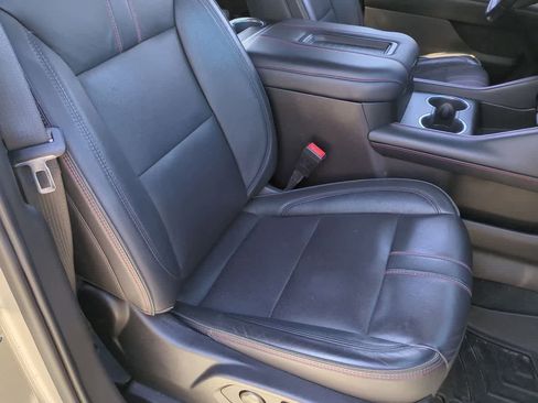 Used 2021 Chevrolet Suburban RST image 22