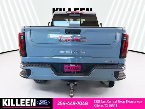 Used 2024 GMC Sierra 2500 AT4 w/ AT4 Premium Plus Package image 7