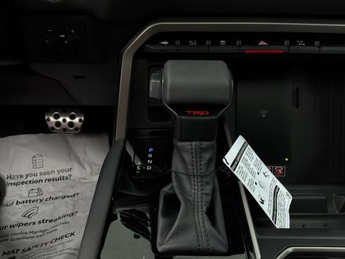 New 2026 Toyota Tundra Limited AWD/4WD image 25