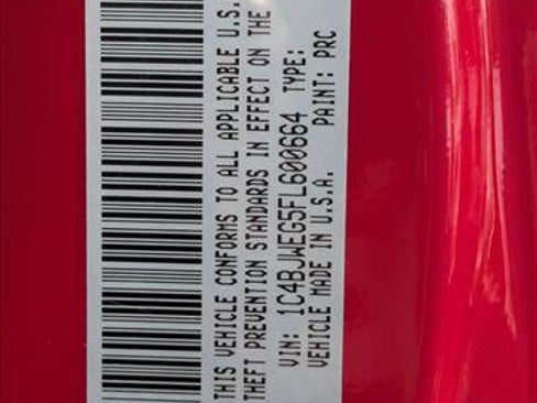 Used 2015 Jeep Wrangler Unlimited Sahara w/ Mopar Chrome Edition Group image 24