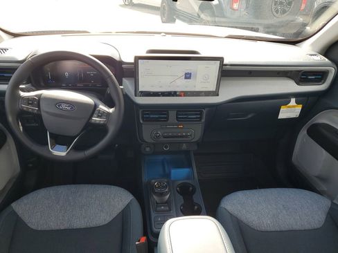 New 2025 Ford Maverick XLT w/ XLT Luxury Package image 9