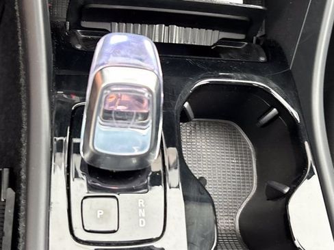 Used 2024 Volvo XC40 B5 Plus AWD/4WD image 39