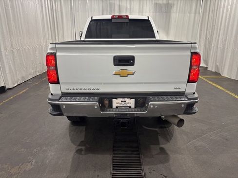 Used 2019 Chevrolet Silverado 2500 LTZ w/ Duramax Plus Package image 4