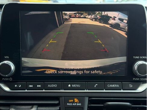 Used 2020 Nissan Altima 2.5 S FWD image 18