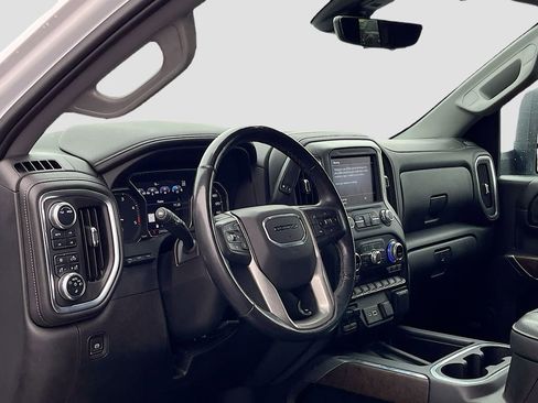 Used 2022 GMC Sierra 2500 Denali w/ Denali Ultimate Package image 9